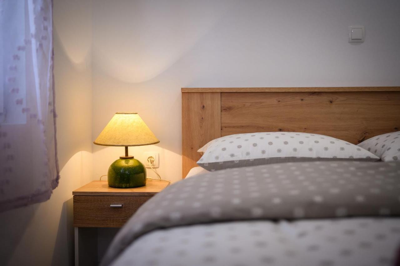 Bonaca Apartment Rogotin Екстериор снимка