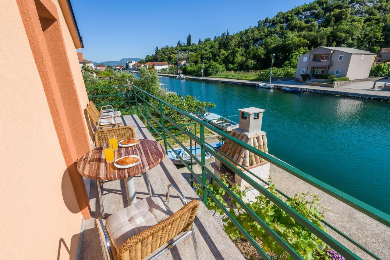 Bonaca Apartment Rogotin Екстериор снимка