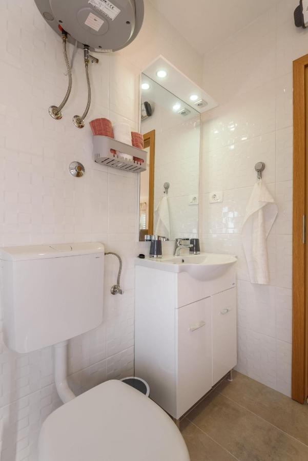 Bonaca Apartment Rogotin Екстериор снимка